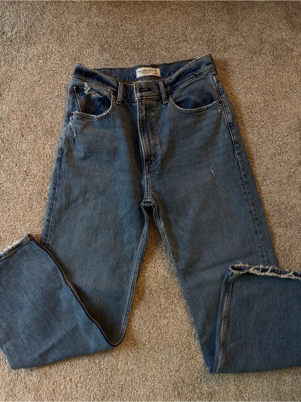 A&F 90s relaxed jeans high waisted